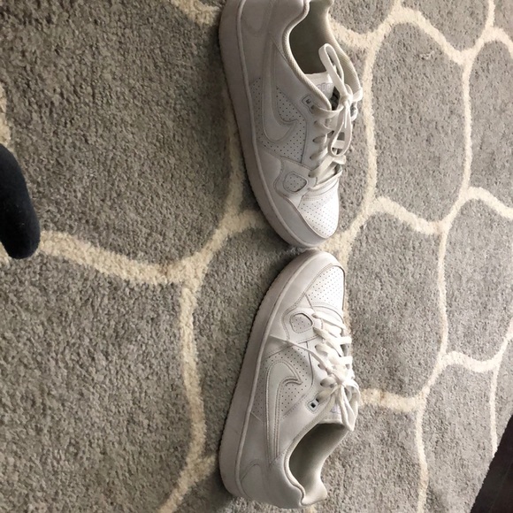 NIKE AIR FORCE - Picture 4 of 4